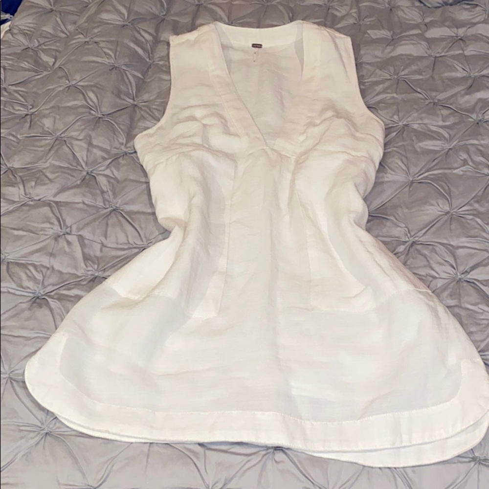 White/crème summer dress